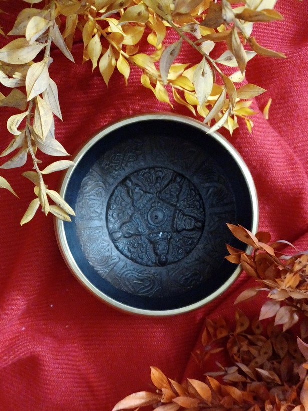 کاسه تبتی (کاسه آوازخوان) مشکی ۹